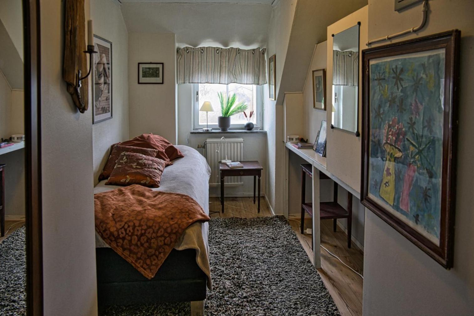 Bed And Books Pa Oesterlens Gaesthaerbaerge Glemminge Exterior photo